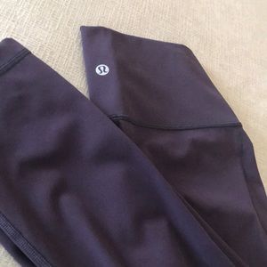 Lululemon 🍋Wunder Unders, size 6, 7/8 & purple